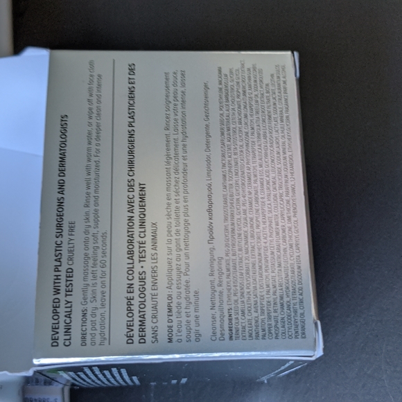 New It Cosmetics Bye Bye Makeup Balm - Picture 3 of 6